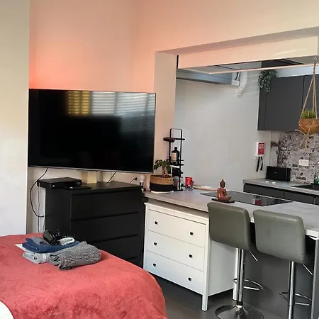 Cosy Boutique - Self Check In