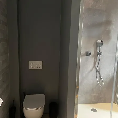 Cozy Boutique Hotel-Guesthouse Leuven -Self Check In 4* Leuven