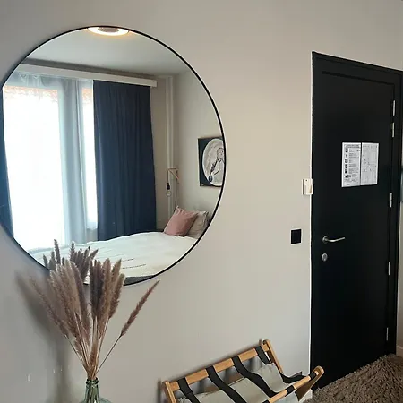 Cozy Boutique Hotel Leuven -Self Check In מלון ליובן