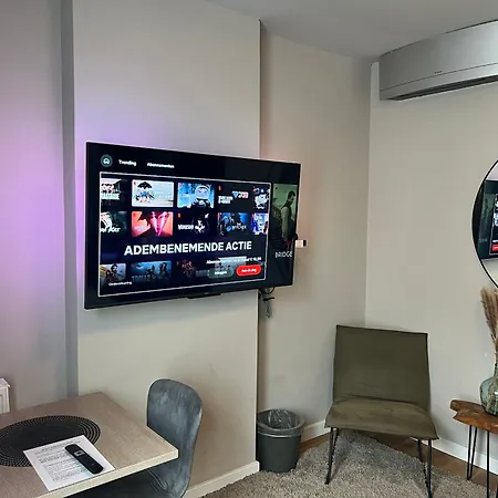 מלון Cozy Boutique Hotel Leuven -Self Check In ליובן