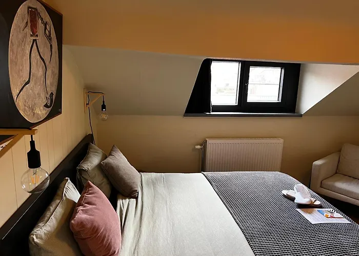 Cozy Boutique Hotel Leuven -Self Check In ליובן
