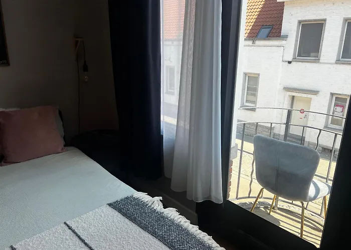 מלון Cozy Boutique Hotel Leuven -Self Check In ליובן