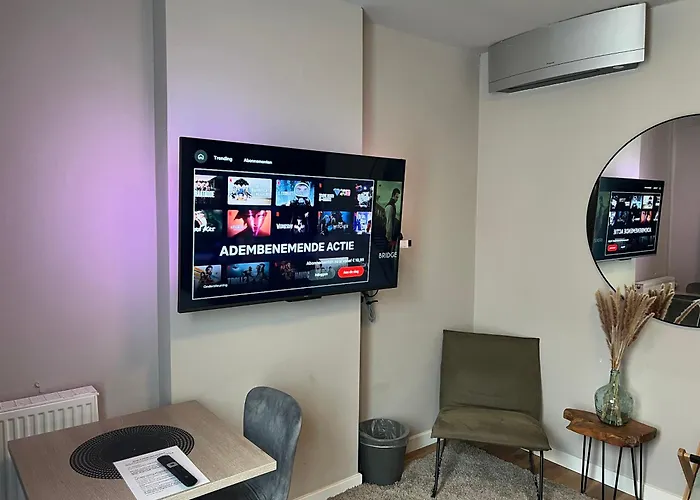 מלון Cozy Boutique Hotel Leuven -Self Check In ליובן