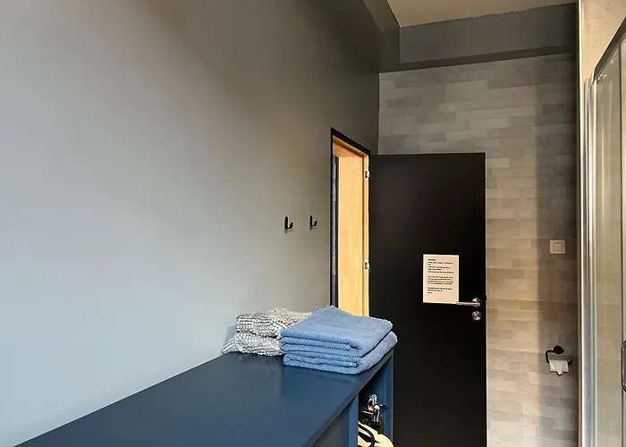 Cozy Boutique Hotel Leuven -Self Check In מלון 4*