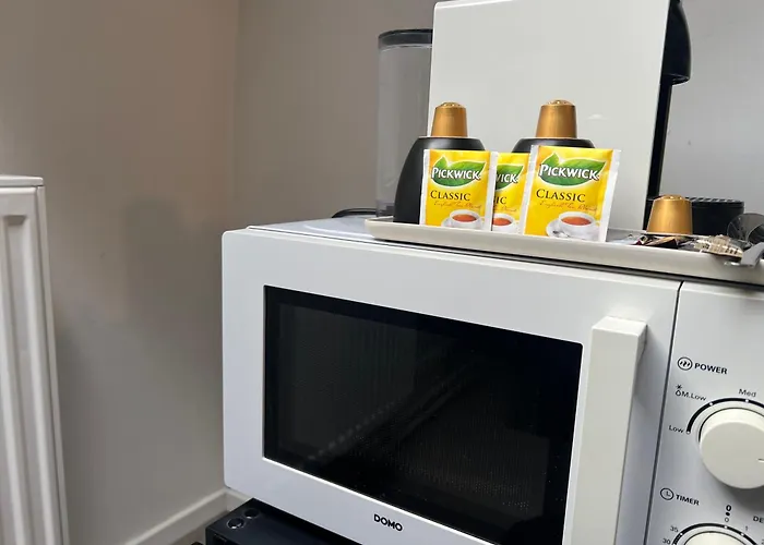 Cozy Boutique Hotel Leuven -Self Check In מלון